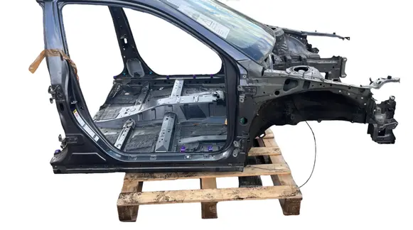 Lexus CT 200H Front quarter panel 