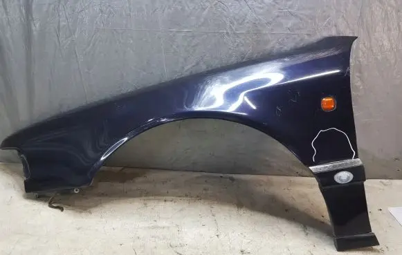 Audi A8 S8 D2 4D Fender