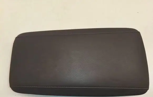 Lexus RX V Armrest 5890548160