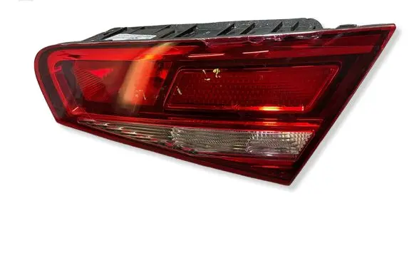Audi A3 S3 8V Tailgate rear/tail lights 8V3945076