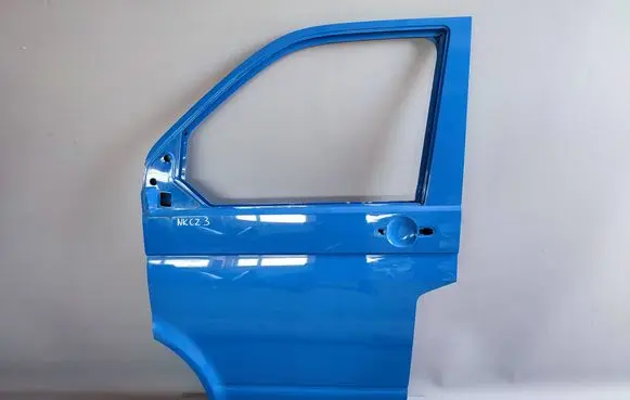 Volkswagen Multivan T6 Front door 7E0831055H