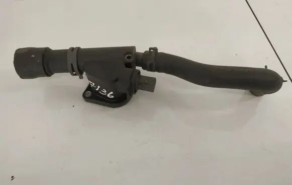 Audi A6 S6 C6 4F Engine coolant pipe/hose