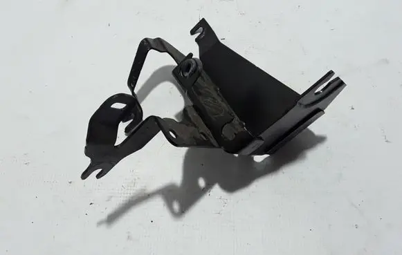 Renault Clio IV ABS pump bracket 478405541R
