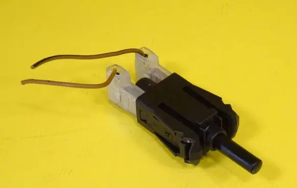 Mercedes-Benz CLK A208 C208 Brake pedal sensor switch 0015458714
