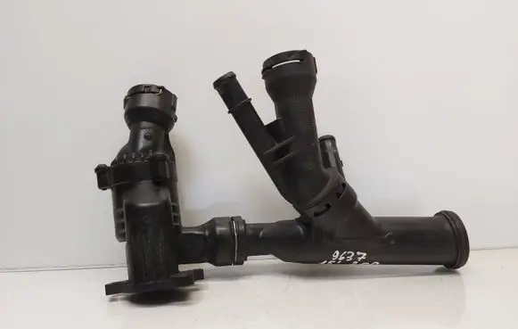 Thermostat/thermostat housing