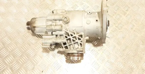 Gearbox transfer box case