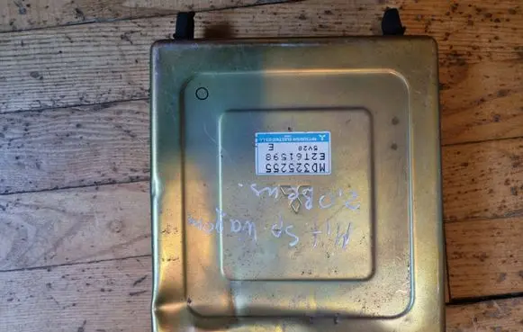 Mitsubishi Space Wagon Climate control unit