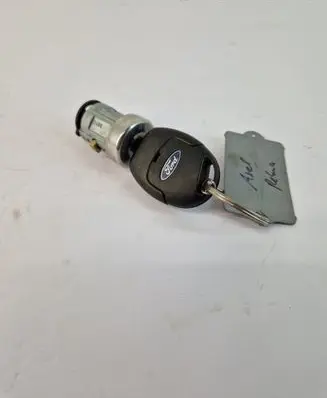 Ford Mondeo Mk III Ignition lock UC592300F