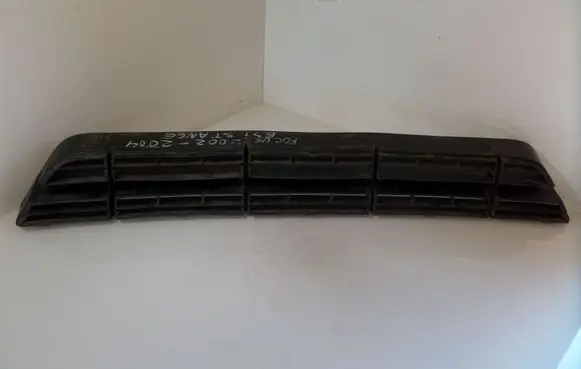 Front bumper lower grill