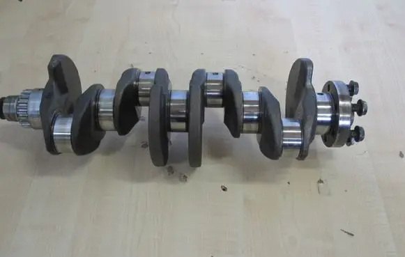 Volkswagen Golf VI Crankshaft 723GB