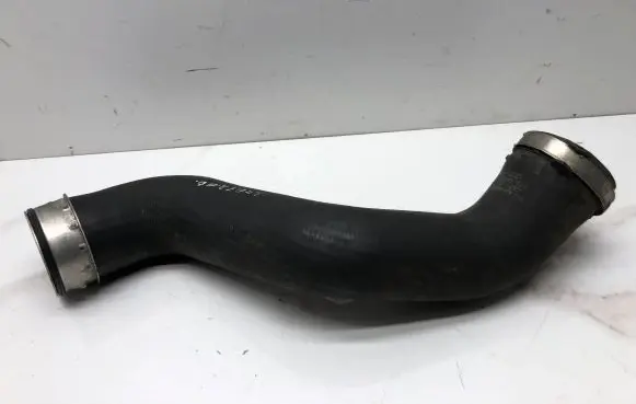 Audi A4 S4 B7 8E 8H Intercooler hose/pipe 8E0145737F 112511