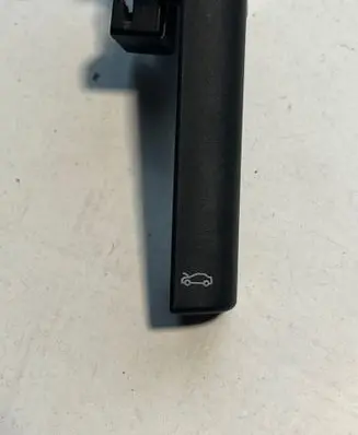 Opel Astra K Engine bonnet (hood) release handle 