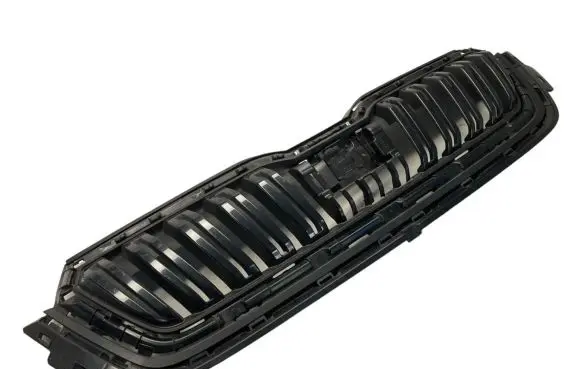 Skoda Kamiq Front bumper upper radiator grill 658853653