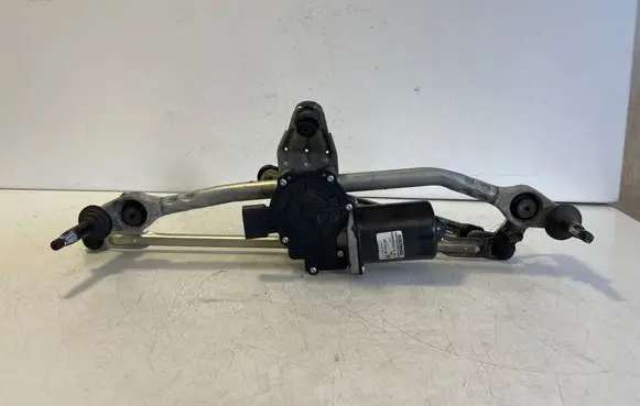 Audi Q2 - Front wiper linkage and motor 81C955119 443122439017