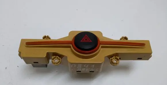 KIA Carens II Hazard light switch