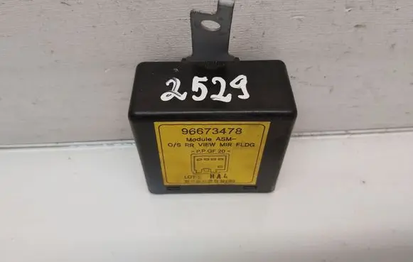Chevrolet Captiva Wing mirror control module 96673478