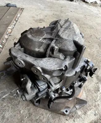 Opel Insignia A Manual 6 speed gearbox 55561696