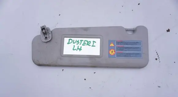 Dacia Duster Sun visor