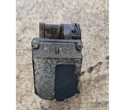 Volkswagen Golf IV Throttle valve A2C53099815 03G128063C 7401070225