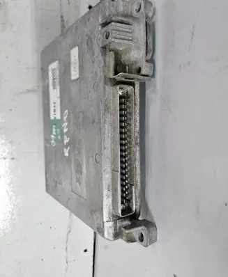 Peugeot 605 Engine control unit/module S101700101G 90037