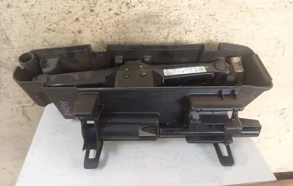 Renault Espace - Grand espace IV Tool set 8200127794