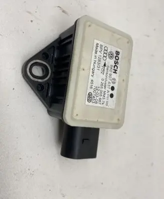 Audi A5 8T 8F ESP acceleration yaw rate sensor 8K0907637A