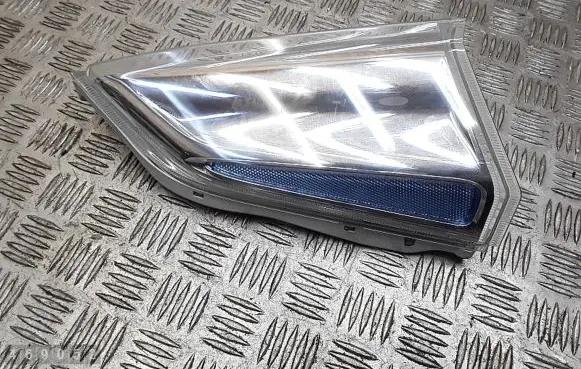 Under headlight/headlamp trim