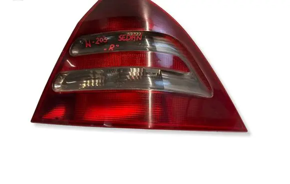 Mercedes-Benz C W203 Rear/tail lights 12332