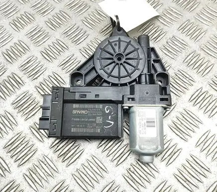 Volvo V60 Rear door window regulator motor 32283267 8889639264