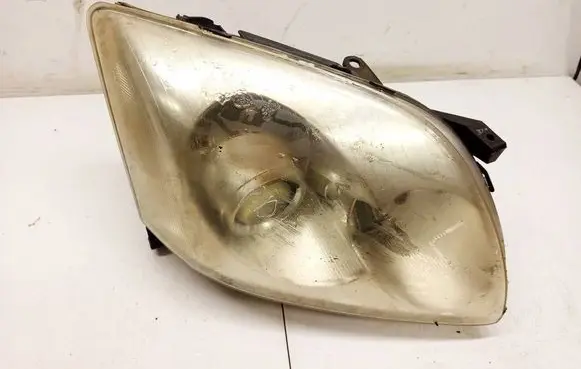 Toyota Avensis T250 Headlight/headlamp 9922680008