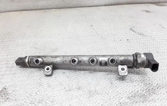 Fuel main line pipe