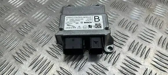 Jaguar XJ X351 Airbag control unit/module AW9314D374BD 0285010728