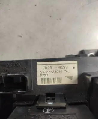 Lexus GS 300 350 430 450H Relay mounting block G92Z128010 6K280138