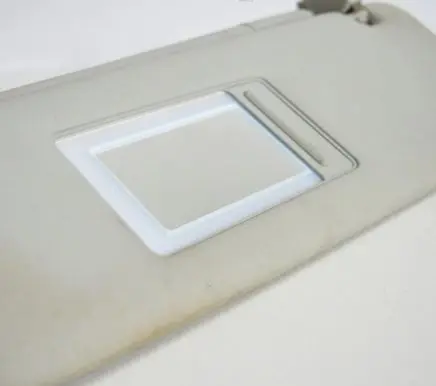 Sun visor