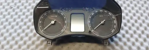 Skoda Octavia Mk2 (1Z) Speedometer (instrument cluster) 1Z0920842D V1612036 SKZ7Z0G4037136