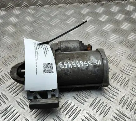 BMW 1 F20 F21 Starter motor 8571905 0001172407