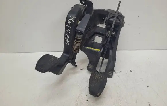 Mercedes-Benz Sprinter W901 W902 W903 W904 Pedal assembly A9012901019