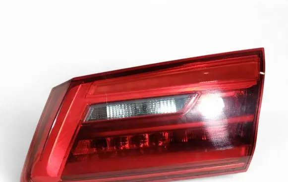 BMW 5 G30 G31 Tailgate rear/tail lights 7376474 63217376474