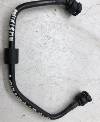 BMW 1 F20 F21 Engine coolant pipe/hose 20130306