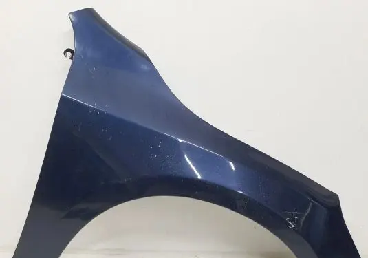 Volvo V60 Fender