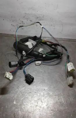 Subaru Outback Front door wiring loom 81821AG280