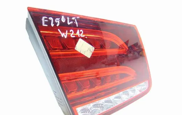 Mercedes-Benz E W212 Tailgate rear/tail lights A2129062103