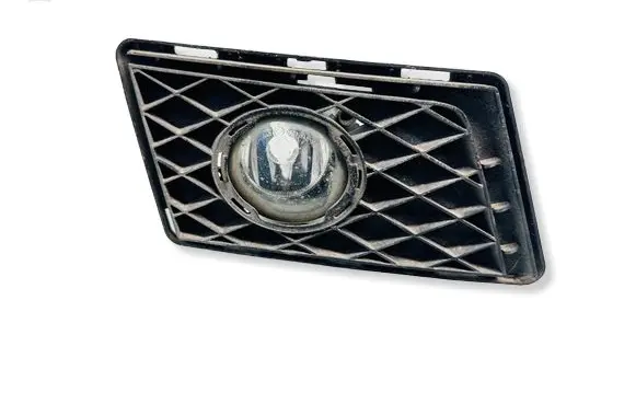 Mercedes-Benz GLK (X204) Front fog light trim/grill A2048853623