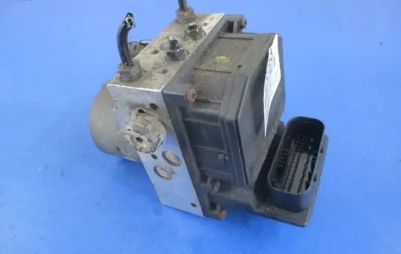Alfa Romeo GTV ABS Pump