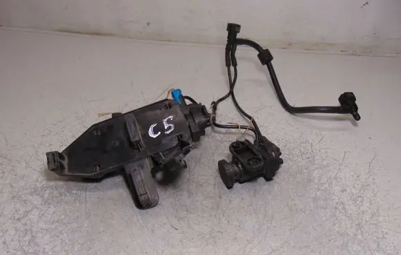 Citroen C5 Turbo solenoid valve 9635704380