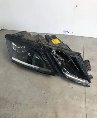 Skoda Octavia Mk3 (5E) Headlight/headlamp 5E1941016F