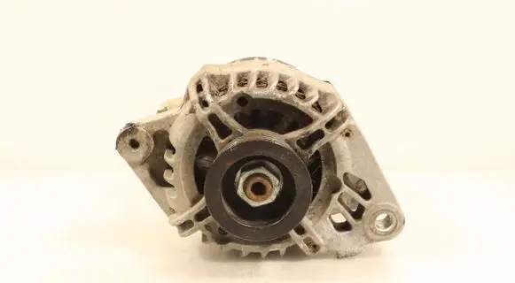 Toyota Aygo AB10 Generator/alternator A4084