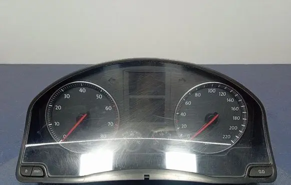 Volkswagen Golf IV Speedometer (instrument cluster) 1K0920852G