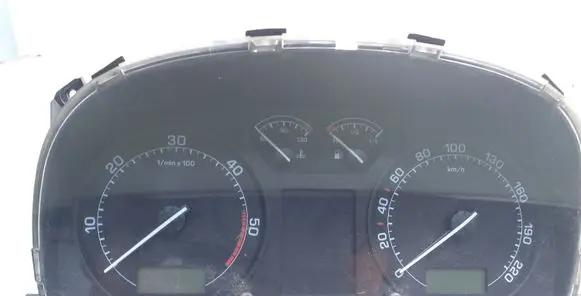 Skoda Octavia Mk1 (1U) Speedometer (instrument cluster) 1U0920811F