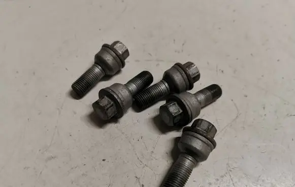 Audi Q5 SQ5 Nuts/bolts 